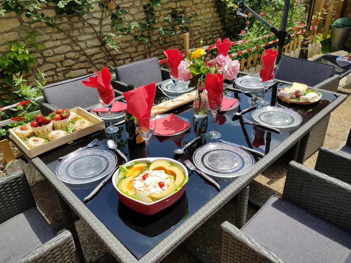 Maison Le Trefle Chef-Boutonne Экстерьер фото